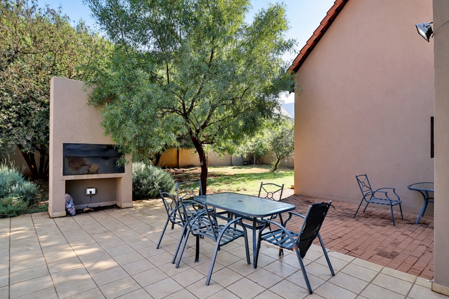 2 Bedroom Property for Sale in Leloko Lifestyle Estate North West